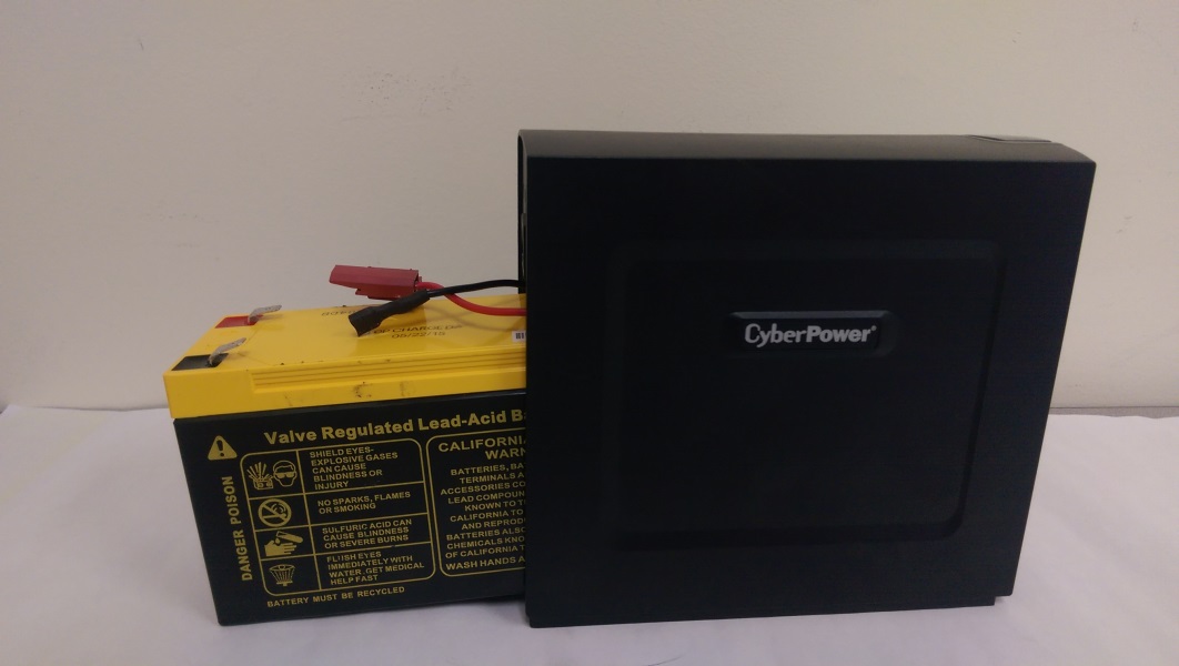 Battery_Backup_CyberPower_5.jpg